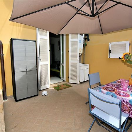 Casa Chiara In Centro Con Corte Privata Сан Бенедето дел Тронто Екстериор снимка