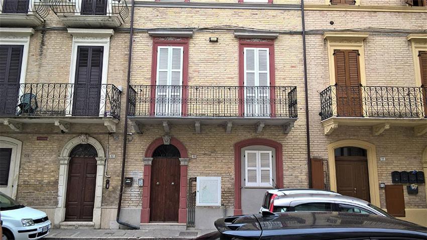 Casa Chiara In Centro Con Corte Privata Сан Бенедето дел Тронто Екстериор снимка